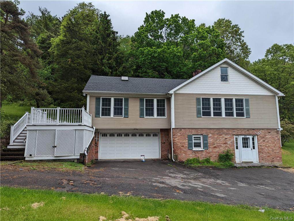 385 Boulevard - Photo 1