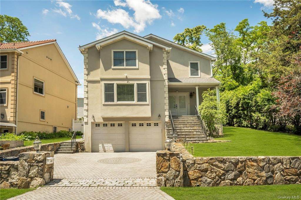 696 Ridgeway - Photo 1