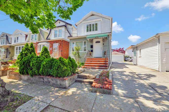 8908 91st Street - Photo 1