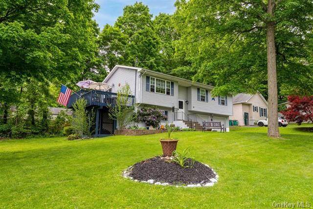 12 Pond Place - Photo 1