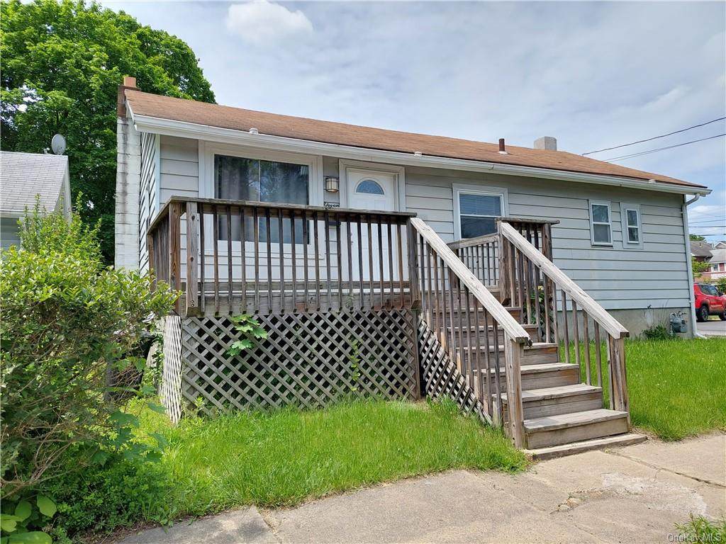 11 Chestnut Street - Photo 1