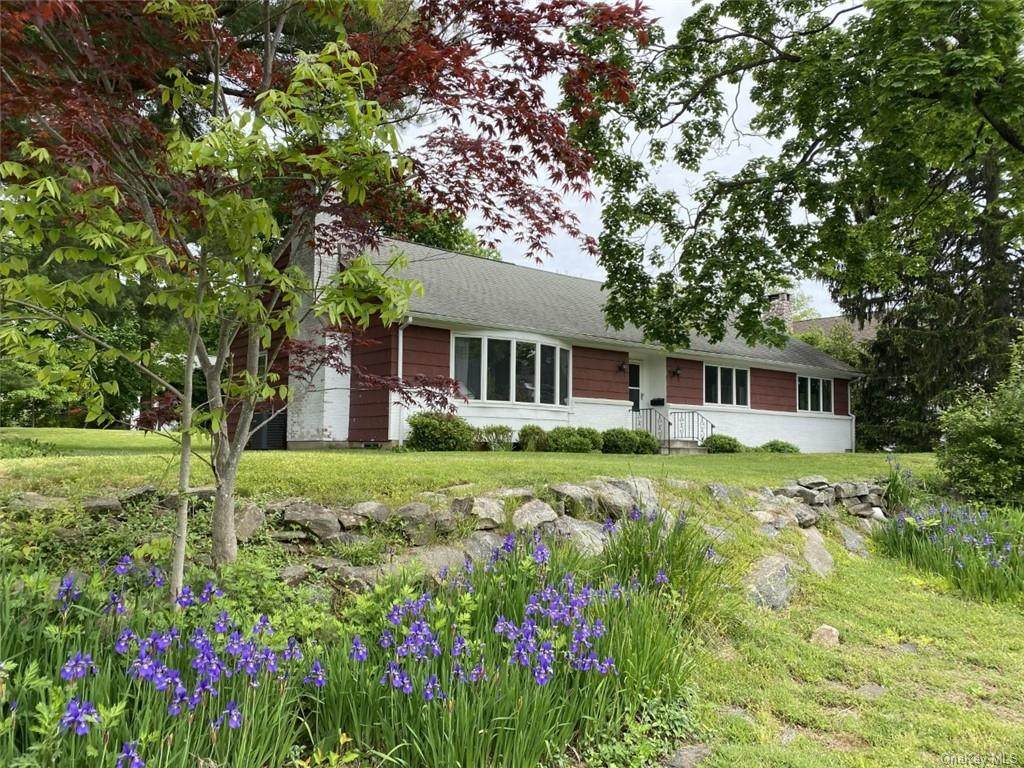 9 Hook Road - Photo 1