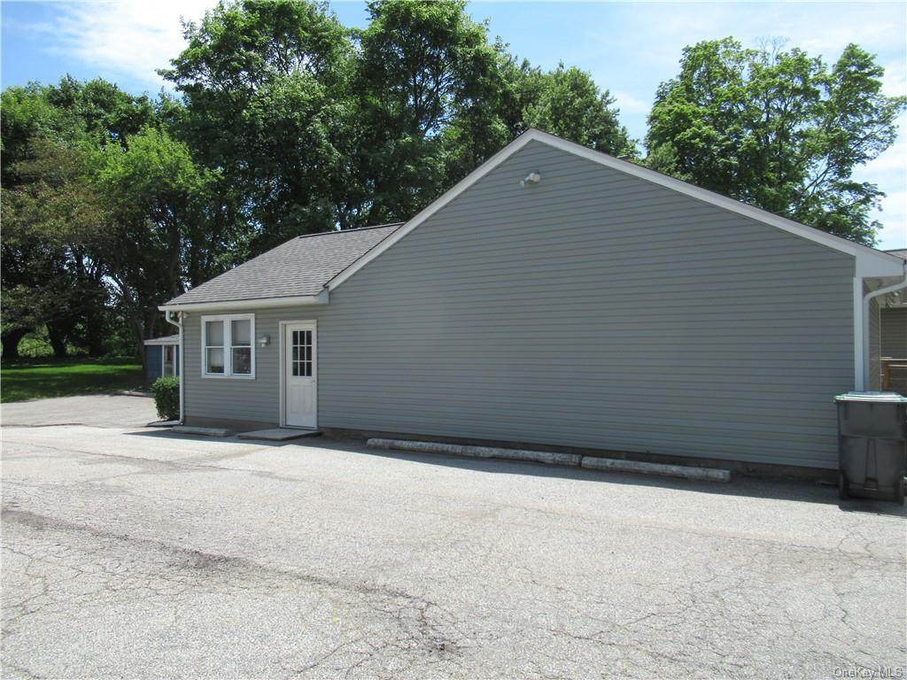 7 Wisner Road - Photo 1