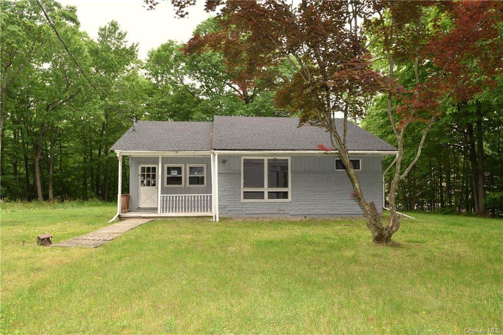 82 Indian Trail - Photo 1