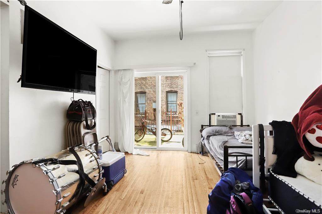2321 Bassford Avenue - Photo 1
