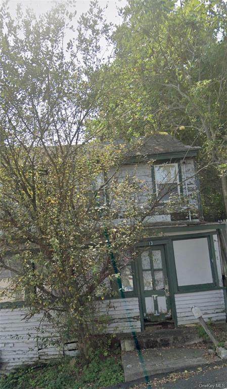 13 Ash Street - Photo 1