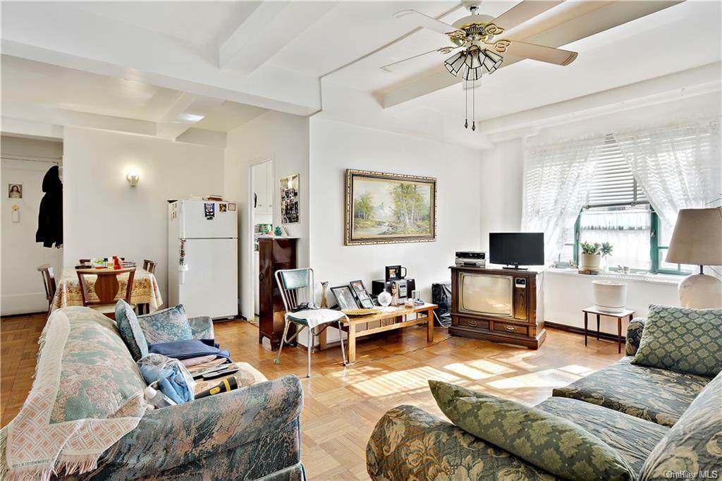 1938 Tremont Avenue - Photo 1