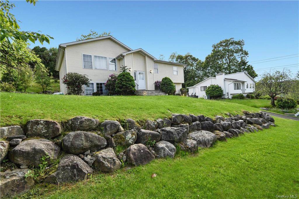 10 Rakentine Lane - Photo 1