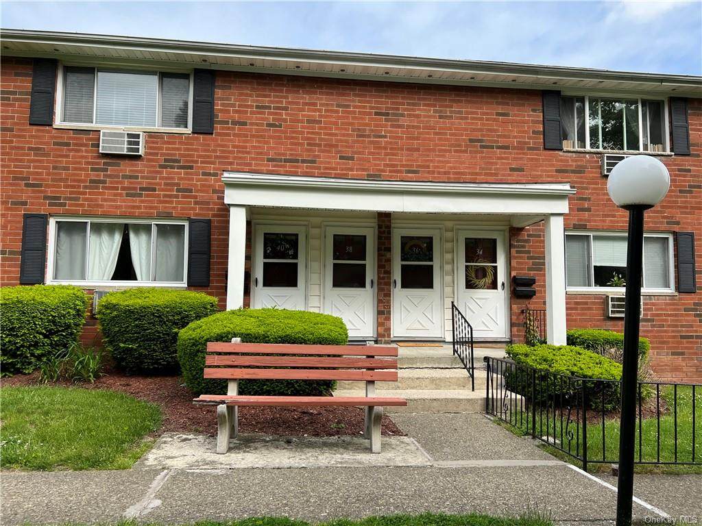 40 Manor Drive - Photo 1