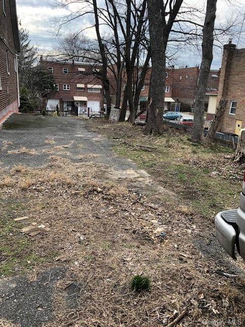458 Howe Avenue - Photo 1