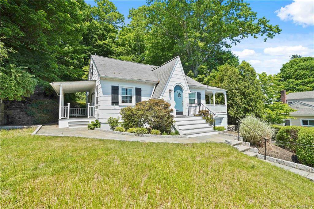 24 Larchmont Street - Photo 1