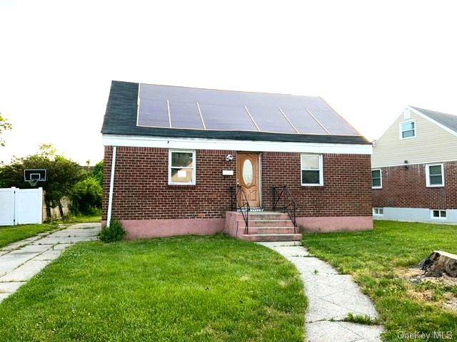 54 Circle Drive - Photo 1