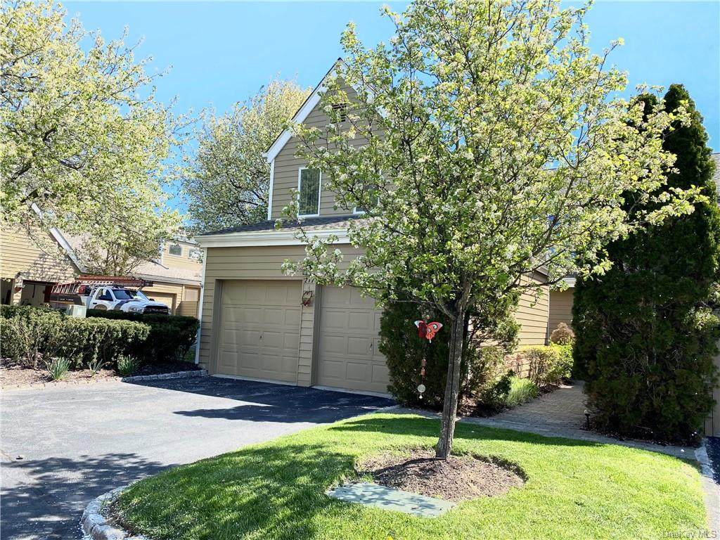 217 Aspen Terrace - Photo 1