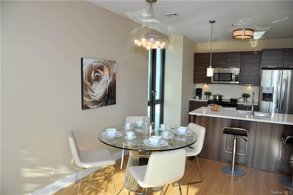 701 Ridge Hill Boulevard - Photo 1