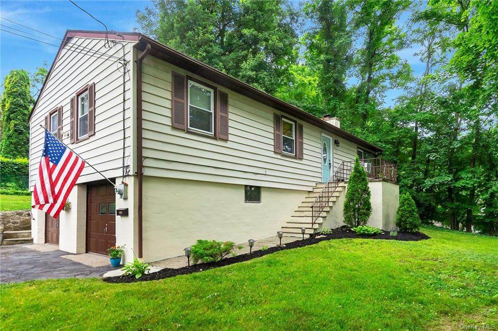 1425 Crompond Road - Photo 1