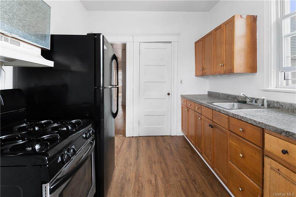 43 Caryl Avenue - Photo 1