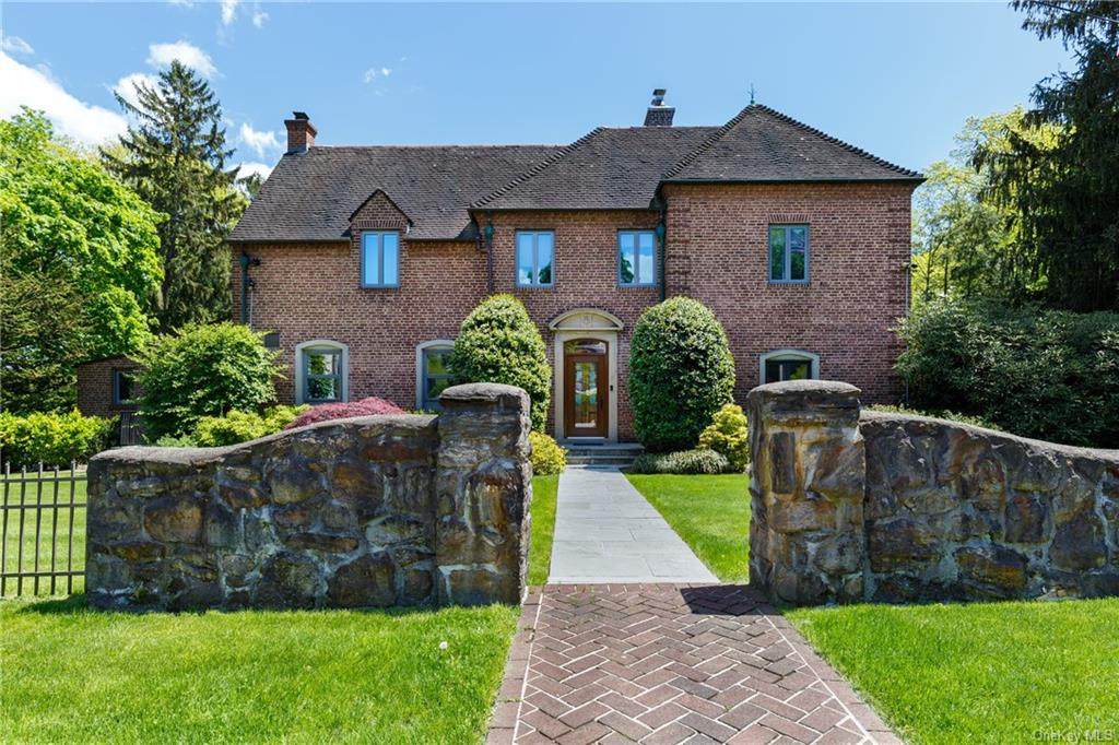 10 Ridge Place - Photo 1