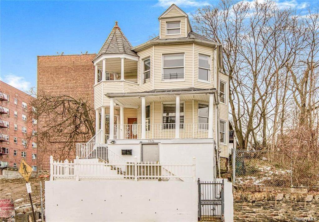 195 Saratoga Avenue - Photo 1
