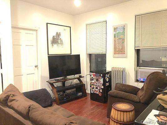243 E 18th Street - Photo 1