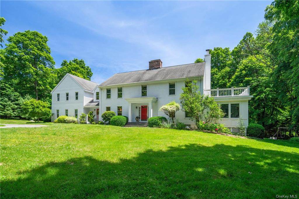 240 Eastwoods Road - Photo 1
