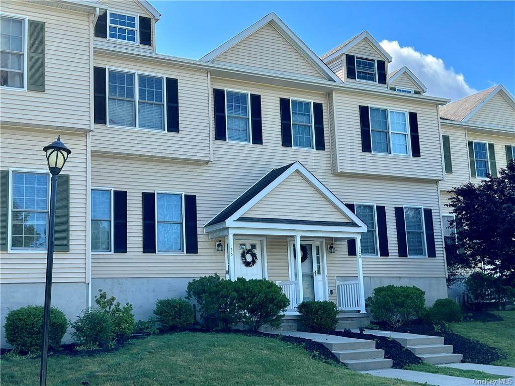 26 Hudson Circle - Photo 1