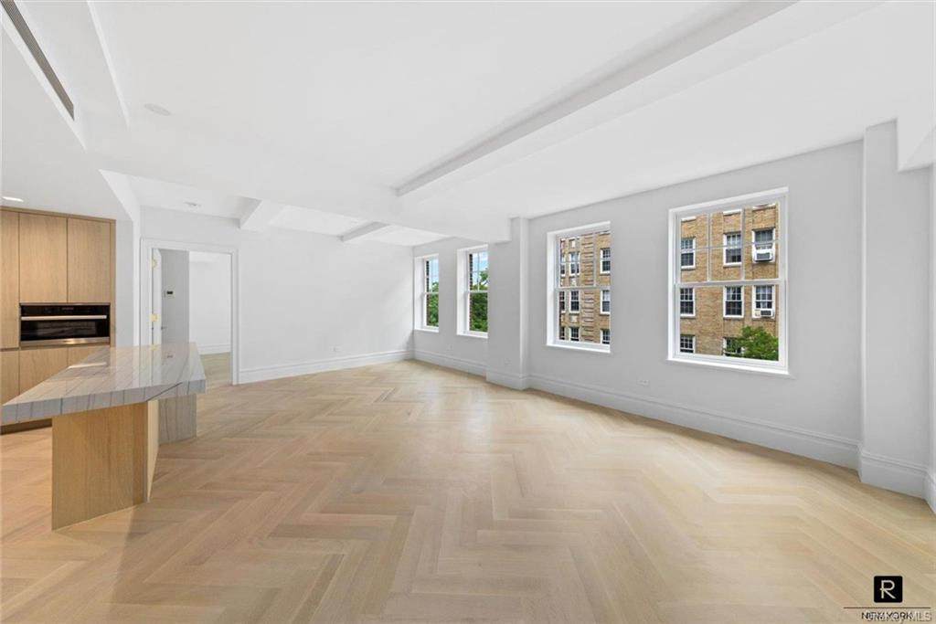 150 W 82nd Street - Photo 1