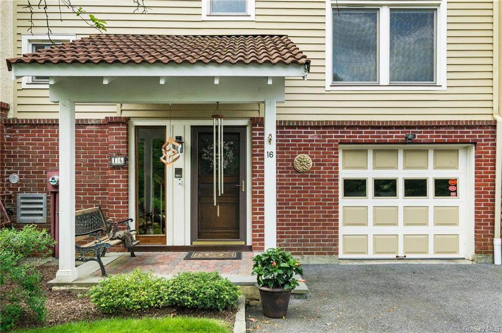 16 Deer Ridge Road - Photo 1