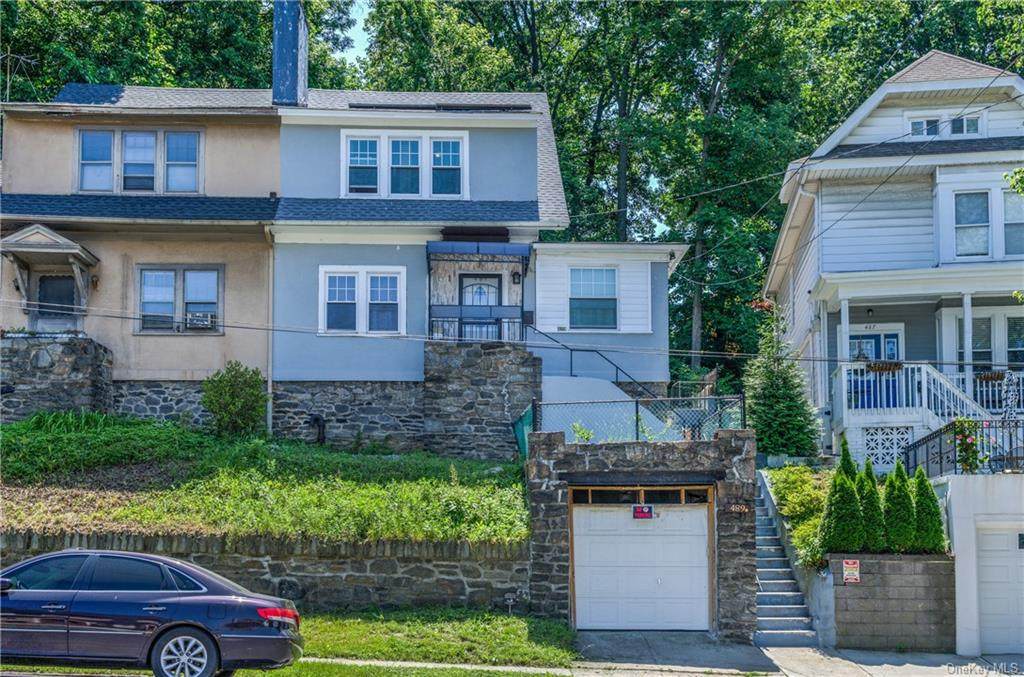 489 Mclean Avenue - Photo 1