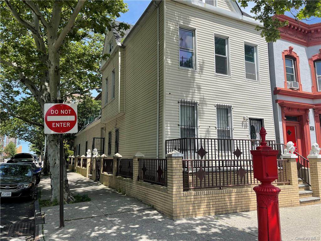 1780 Marmion Avenue - Photo 1