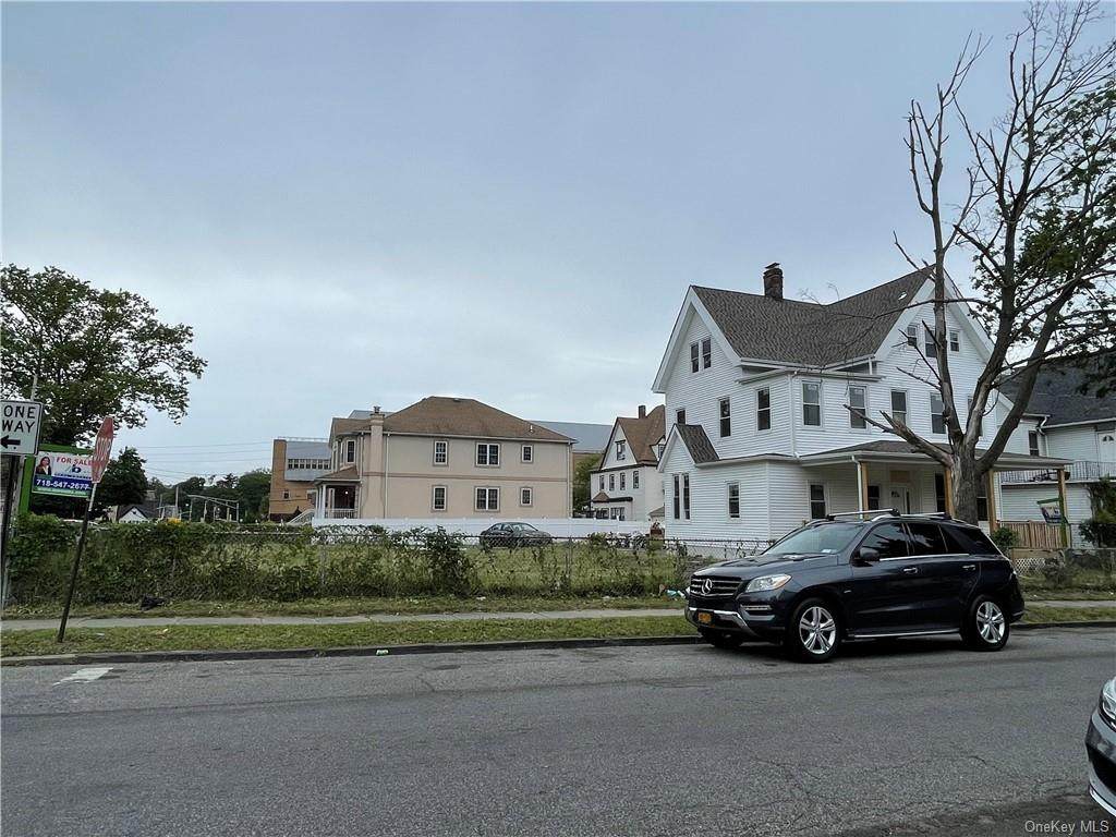 58 9th Avenue - Photo 1