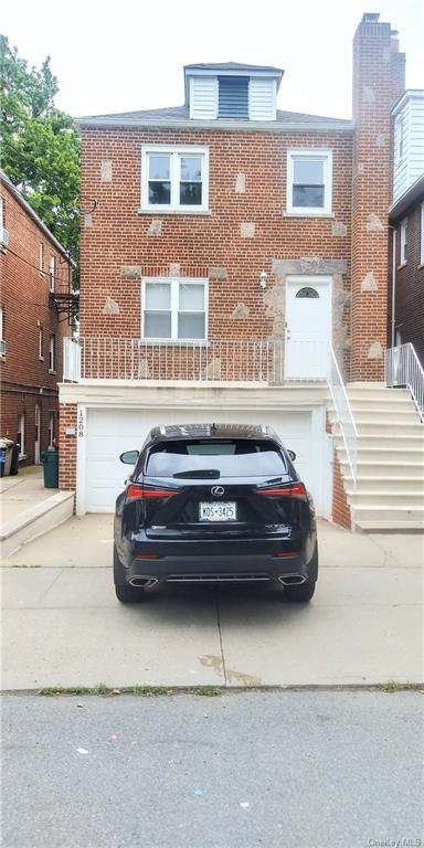 1208 Waring Avenue - Photo 1