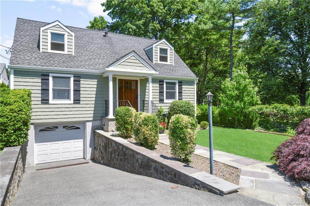 405 Edward Place - Photo 1