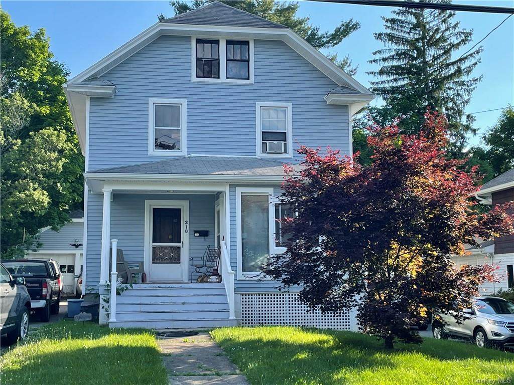 210 Wisner Avenue - Photo 1