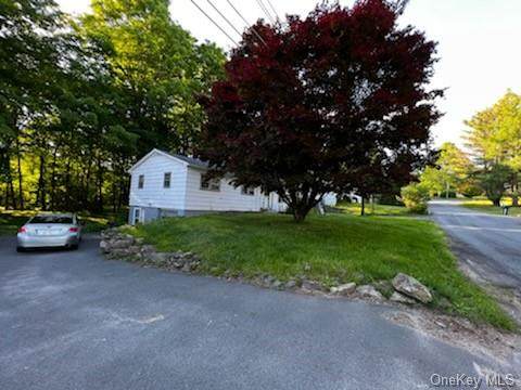 17 Forest Road - Photo 1