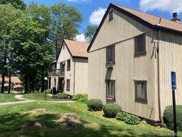 4 Heritage Drive - Photo 1