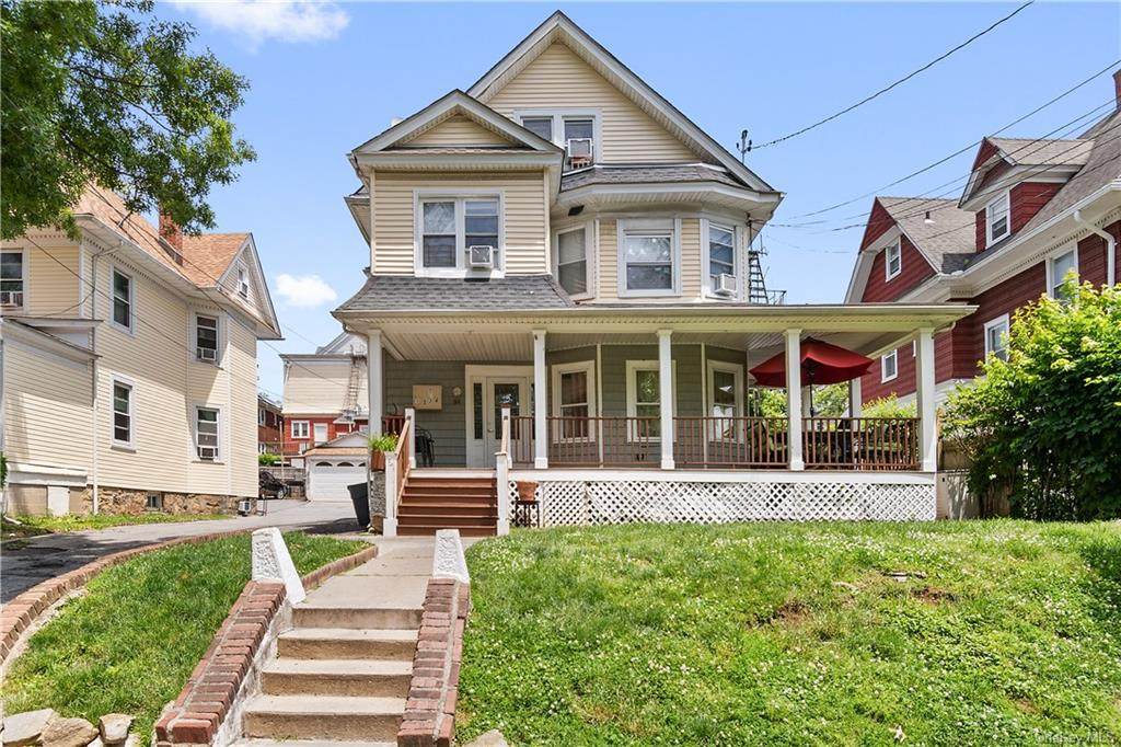 84 Waller Avenue - Photo 1