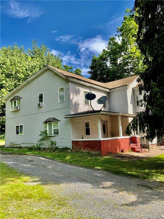 453 Vineyard Avenue - Photo 1