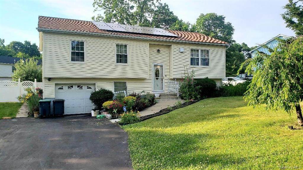 14 Ohio Drive - Photo 1