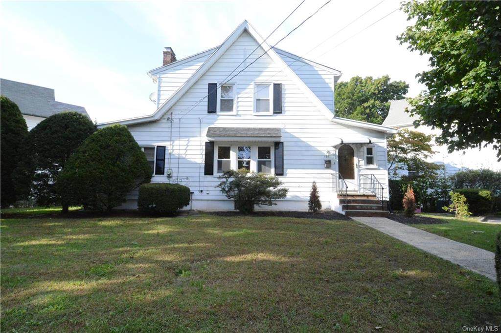 121 Hutchinson Boulevard - Photo 1