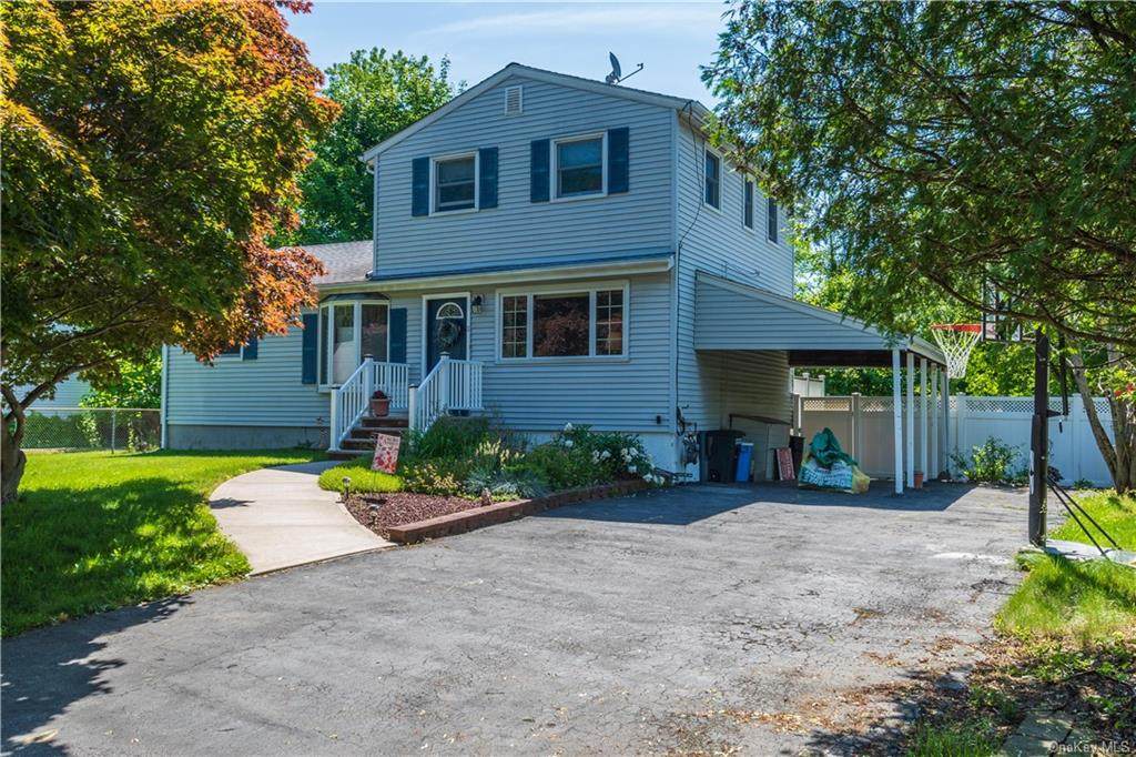 5 Dorothy Drive - Photo 1
