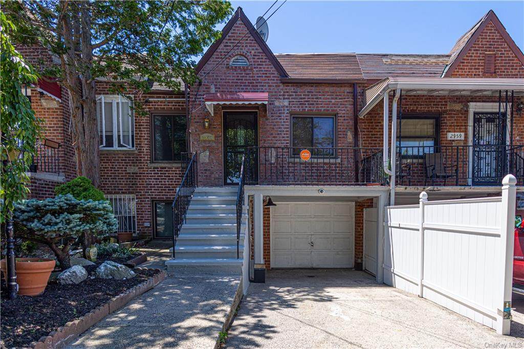 2957 Lurting Avenue - Photo 1