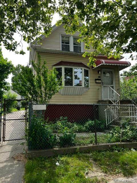 1287 Crosby Avenue - Photo 1