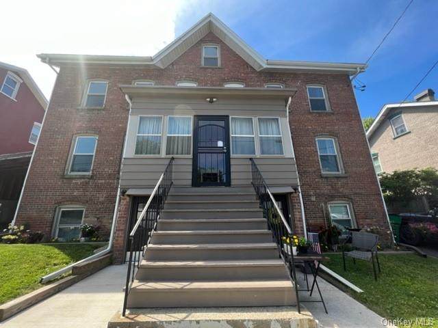 32 Davis Street - Photo 1