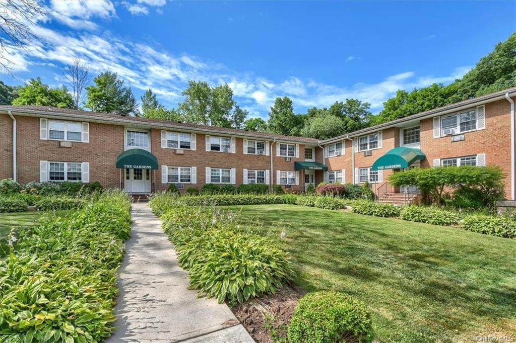 260 West Street - Photo 1