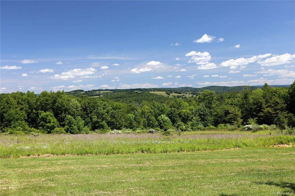 437 New Turnpike Road - Photo 1