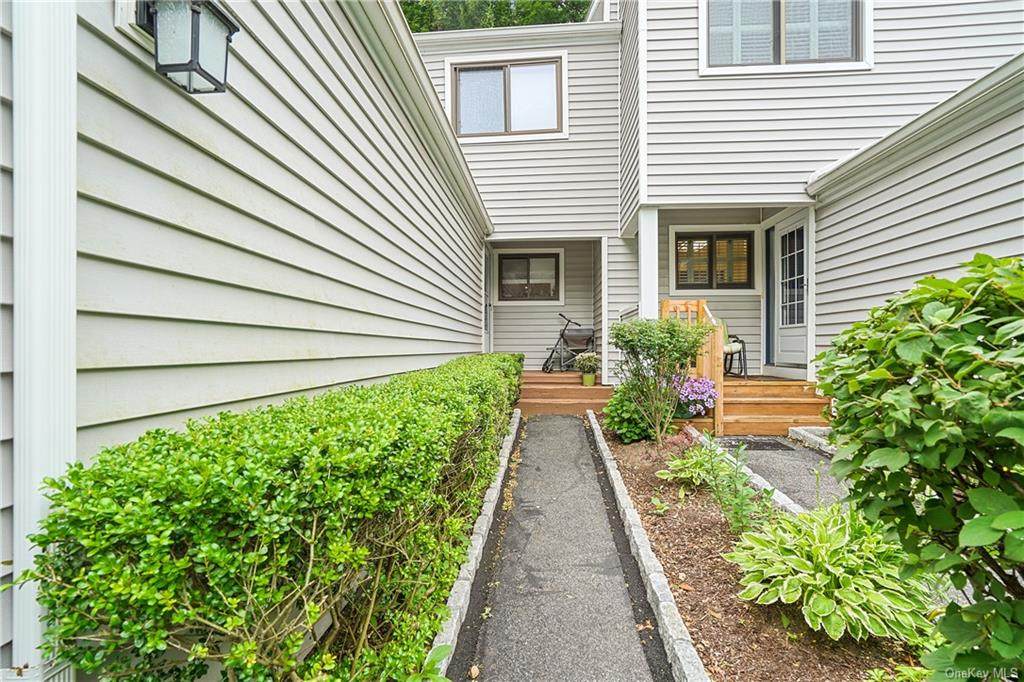 36 Ledgewood Commons - Photo 1