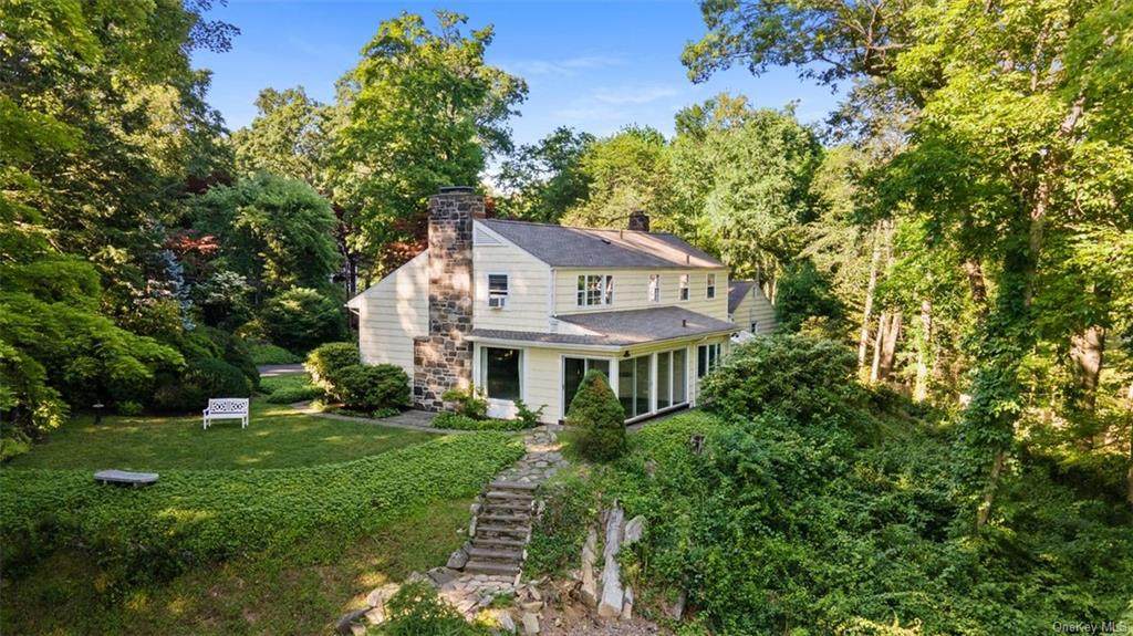 25 Fairway Lane - Photo 1
