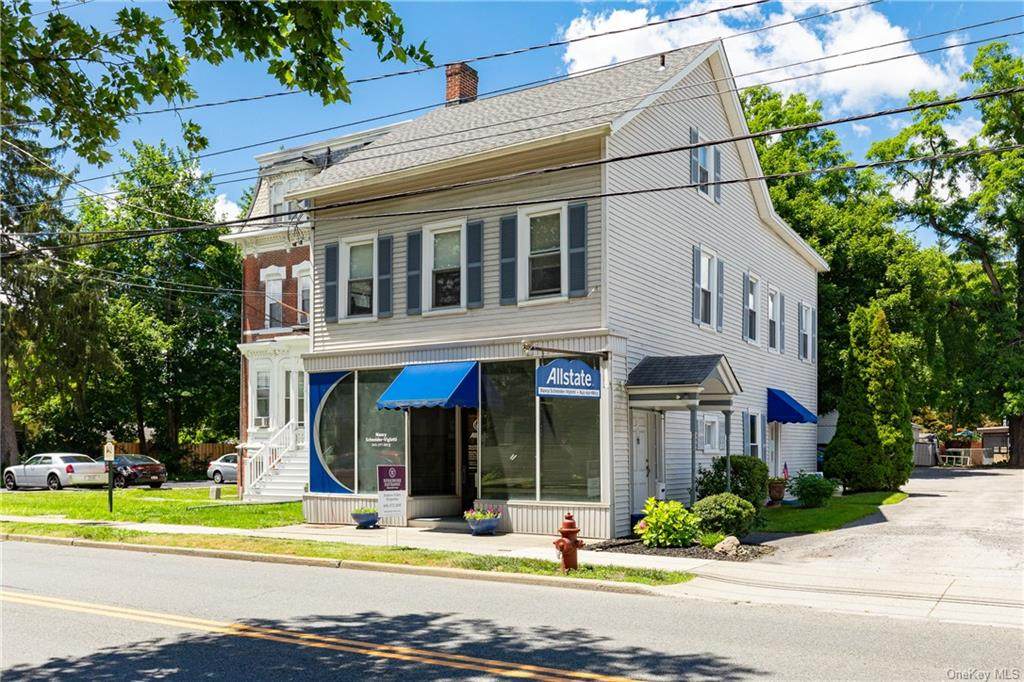2591 South Avenue - Photo 1