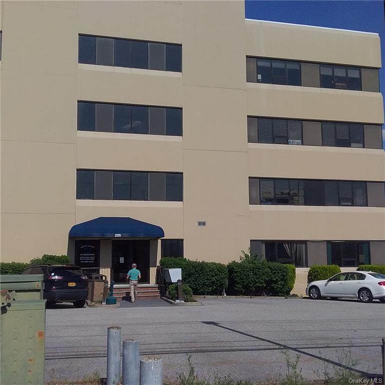 225 Dolson - Photo 1