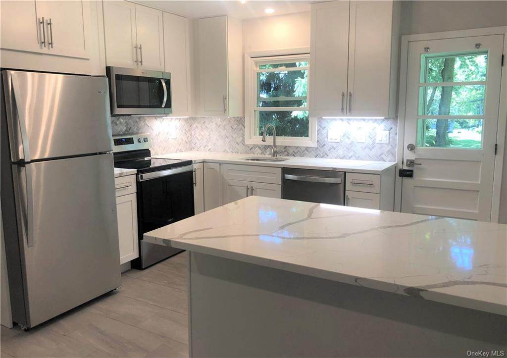 3213 Shelley Street - Photo 1